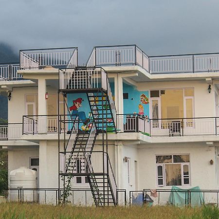 Хостел The Bunksters Bir Екстер'єр фото