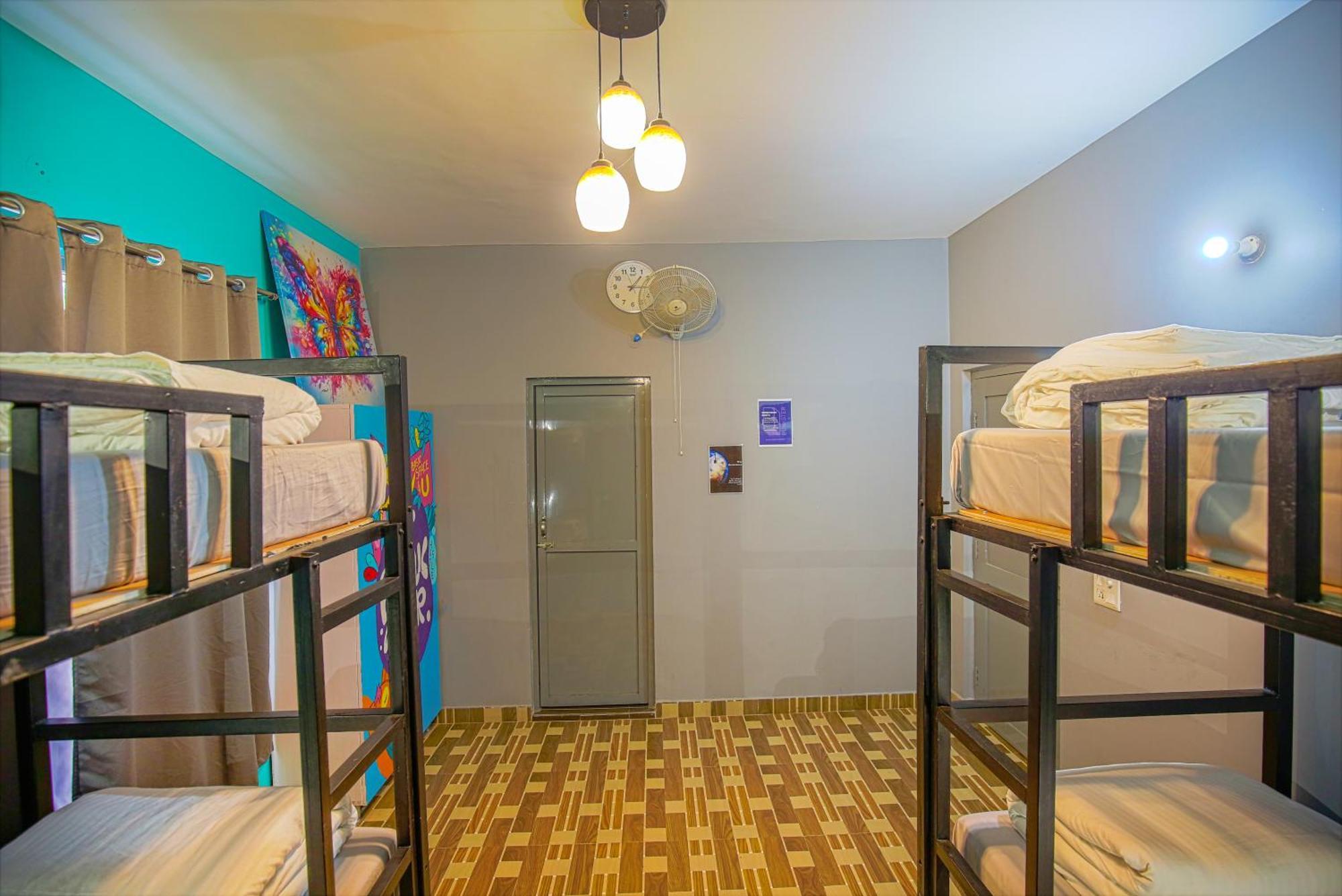 Хостел The Bunksters Bir Екстер'єр фото